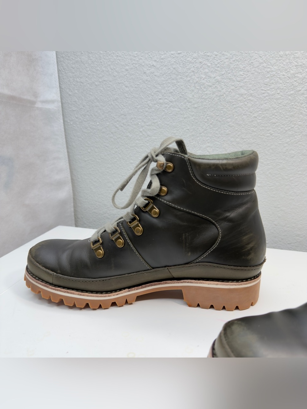 Chaco Fields WP Women's Hiking Boots Olive Green Leather Waterproof Size 8.5 - Picture 2 of 14